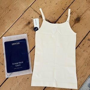 3/$20 NWT Shapermint Empetua Scoop Neck Cami Shapewear Size M